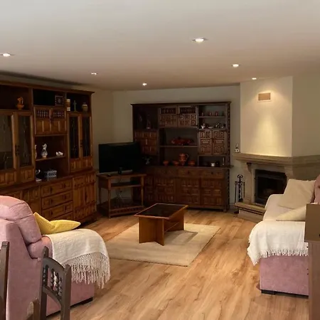 A Santiaga En Costa Da Morte * Cabana de Bergantiños